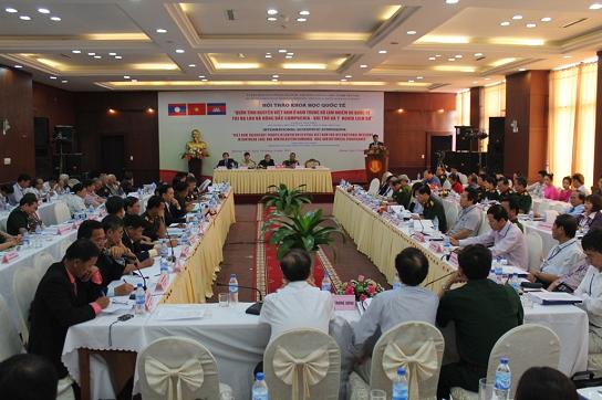 តួនាទីរបស់កងទ័ពស្ម័គ្រចិត្តវៀតណាមនៅប៉ែកខាងត្បូងភាគកណ្ដាលពេញភារកិច្ចអន្តរជាតិនៅប្រទេសឡាវនិងកម្ពុជា